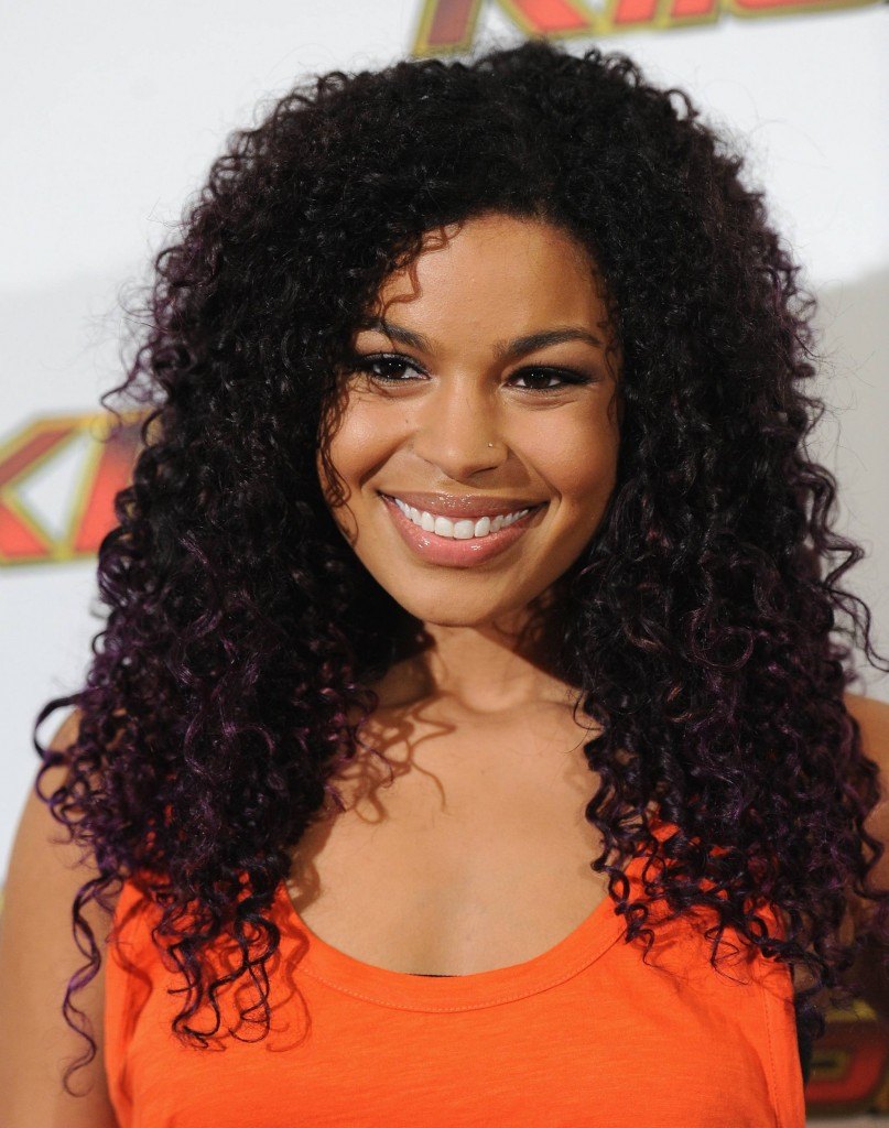 Hollywood’s A-List Celebrities with Ravishing Curly Hair
