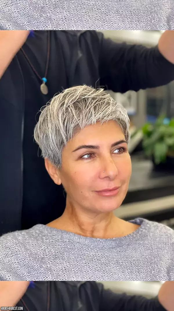 Short Hairstyles For 50 Year Old Women